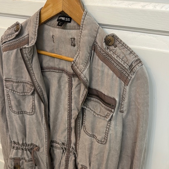 Express Gray Utility Jacket with Epaulettes and Elastic Waist. Size S. - Picture 3 of 8